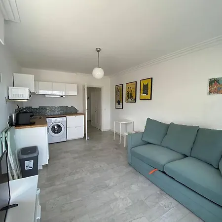 06at2 - Cosy Seaside T2 Ideally Located 昂蒂布