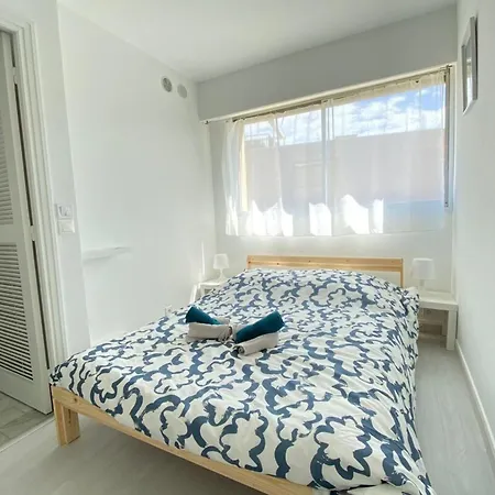 06at2 - Cosy Seaside T2 Ideally Located