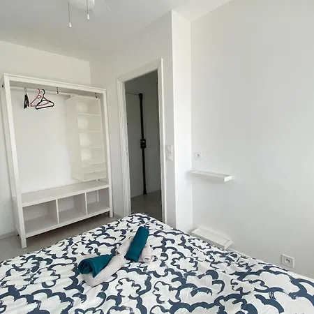 06at2 - Cosy Seaside T2 Ideally Located